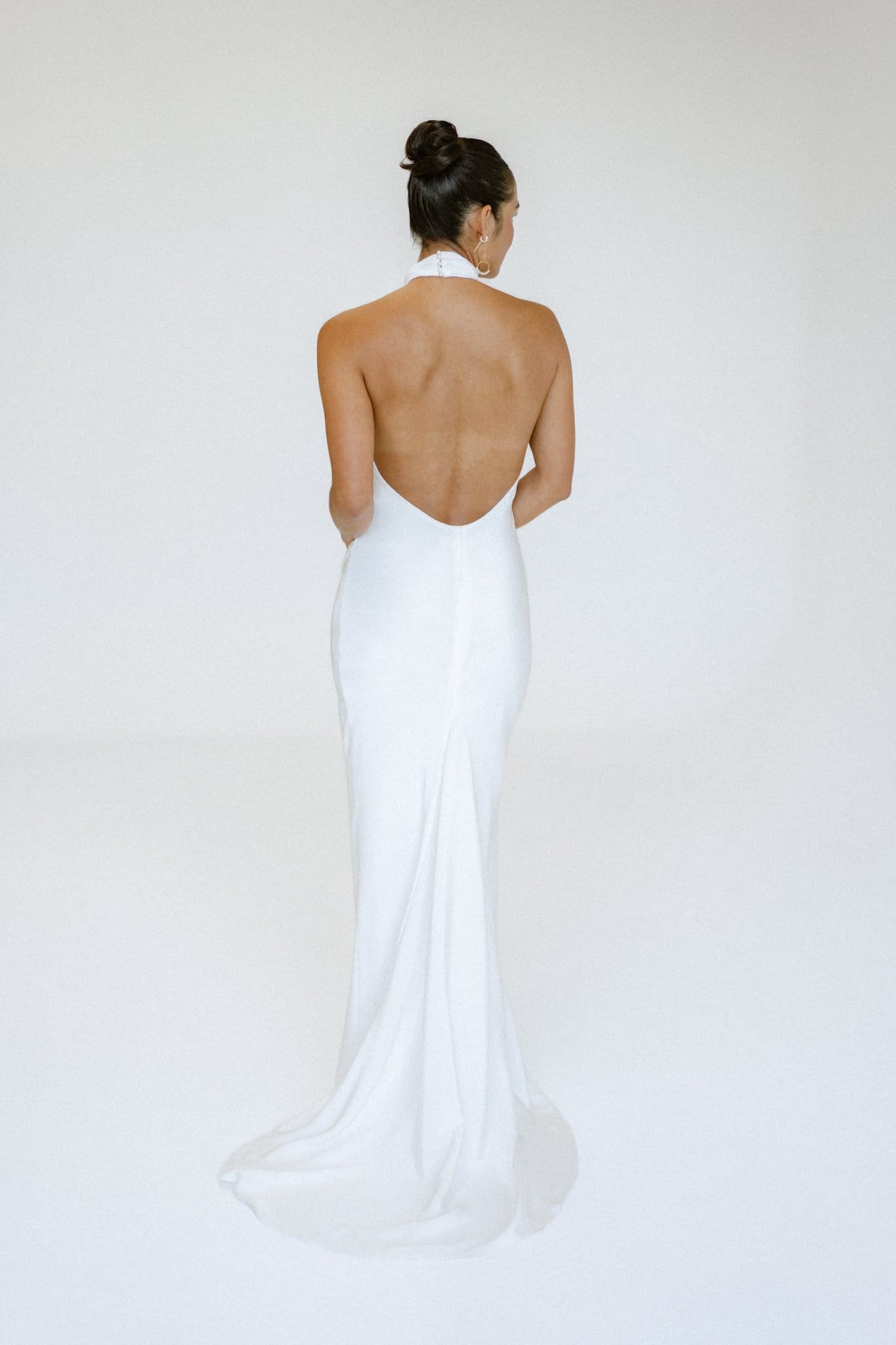 Dress: 2709 Gown + Altar "Anderson" Waist: 27