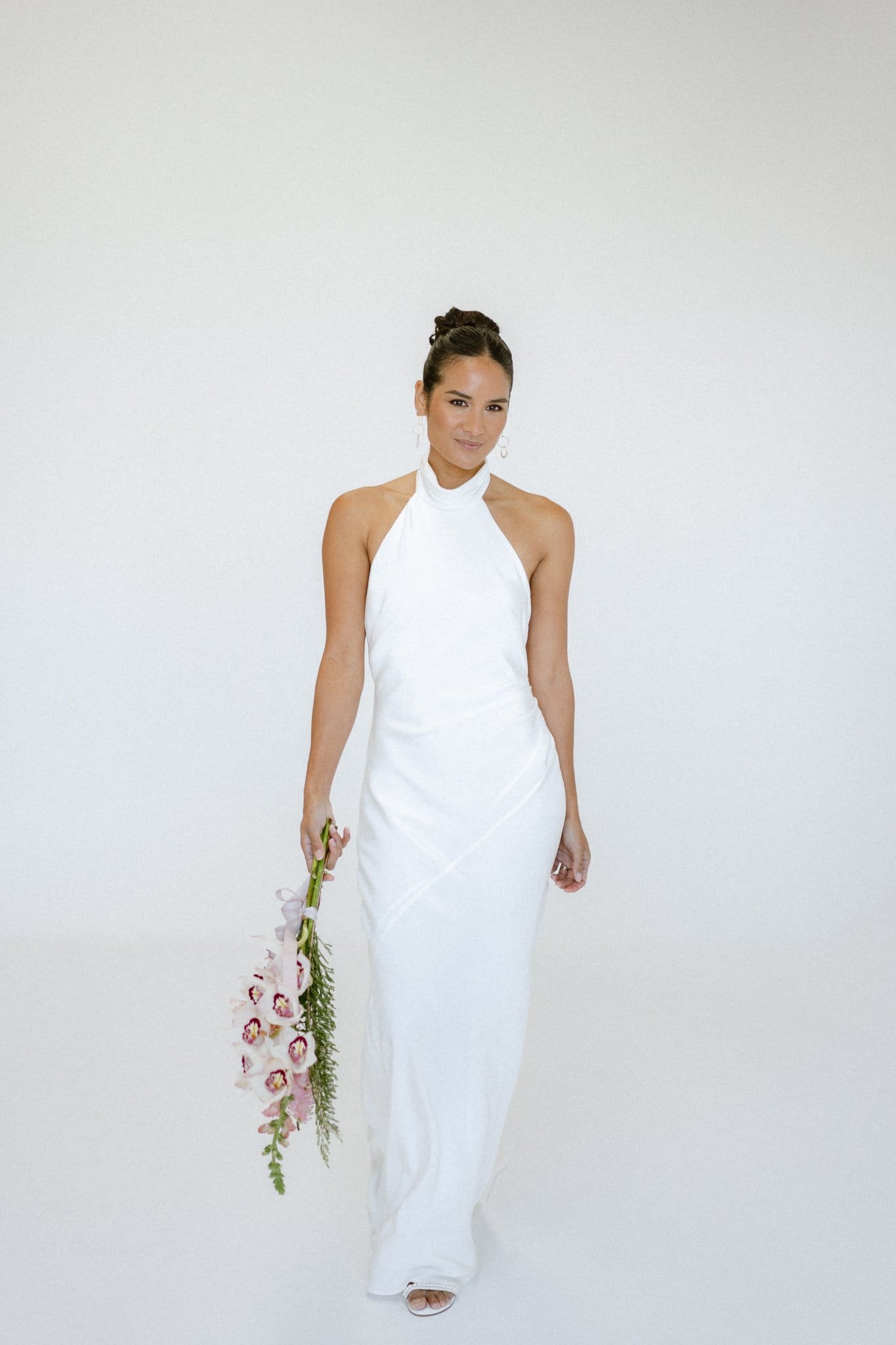 Dress: 2709 Gown + Altar "Anderson" Waist: 27