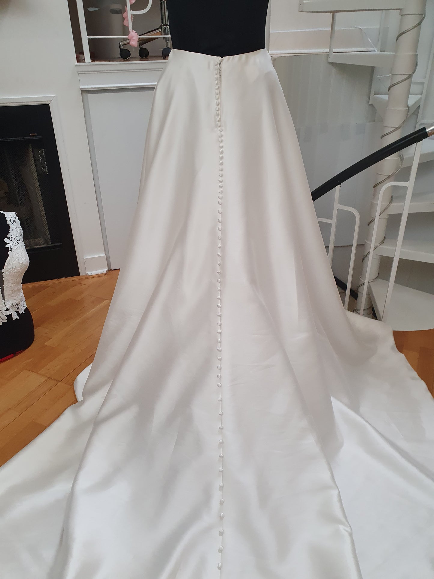 Skirt 113: EcoChic Bridal/Rebecca Ingram mikado skirt waist 31