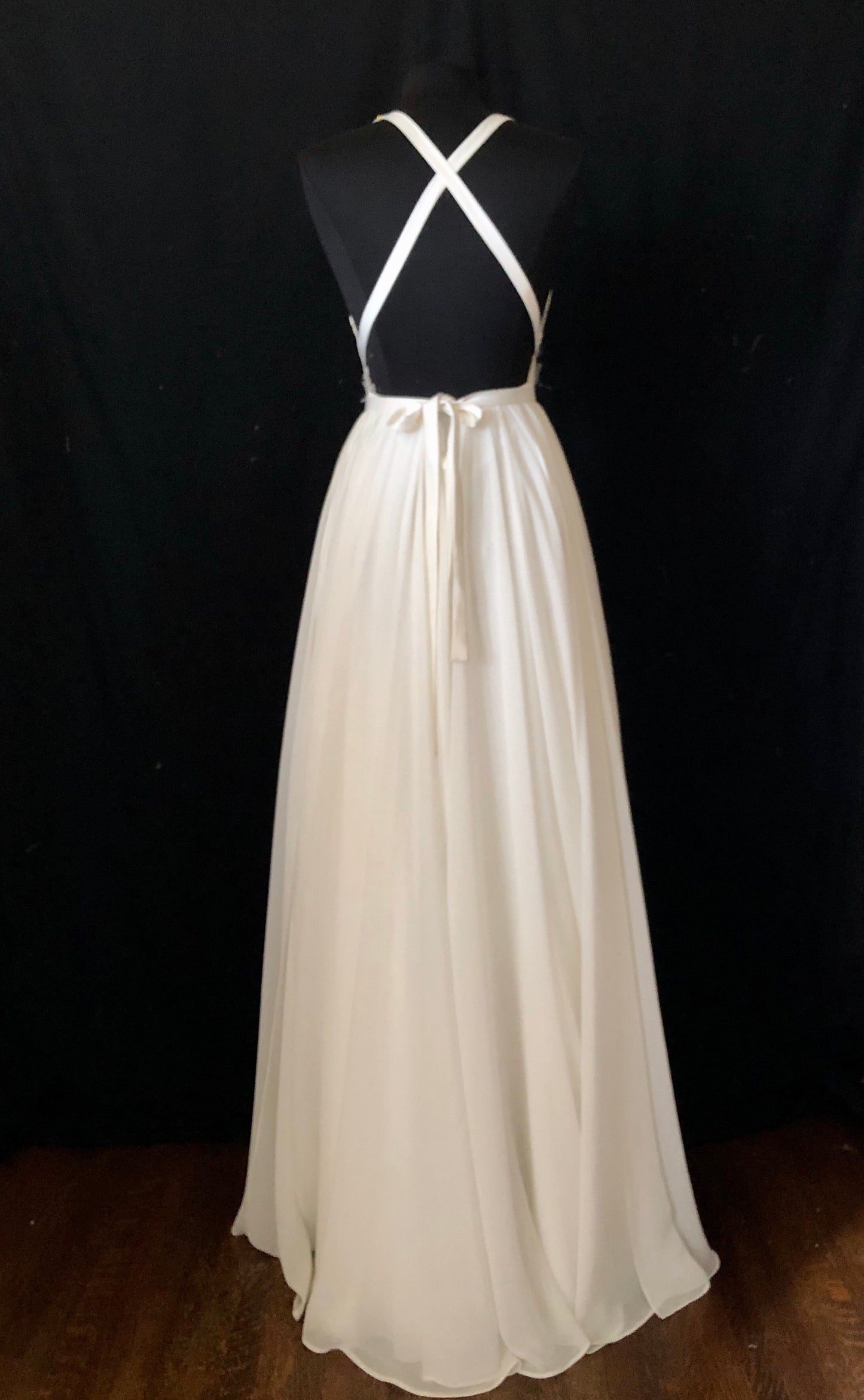 Dress 5768: EcoChic Bridal "Alex" waist 28