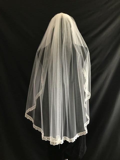 Veil 130lace a: Fingertip lace edge ivory/dark ivory