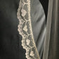Veil 130lace a: Fingertip lace edge ivory/dark ivory