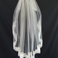 Veil 130lace c: Fingertip length with Lace trim