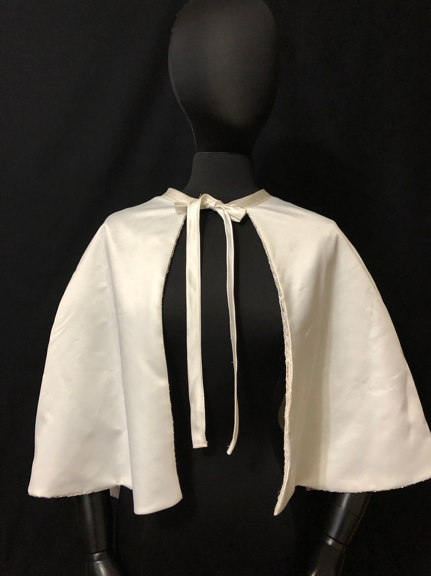 Reversible Lace Cape